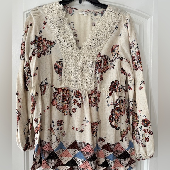Maurices Tops - Maurice’s Floral Lace Trim Women's Top